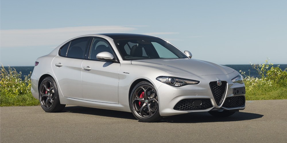 Front 3/4 view of a silver Alfa Romeo Giulia