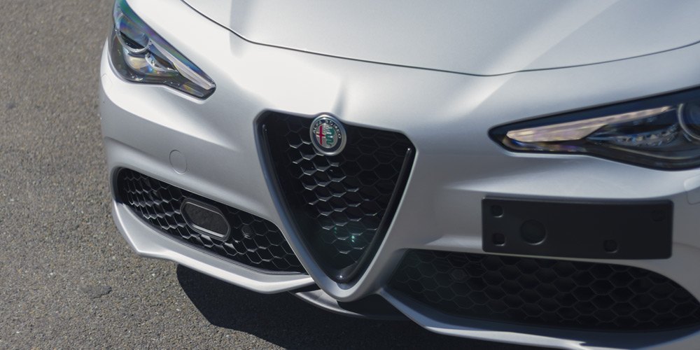 Front grille of a Giulia Sedan