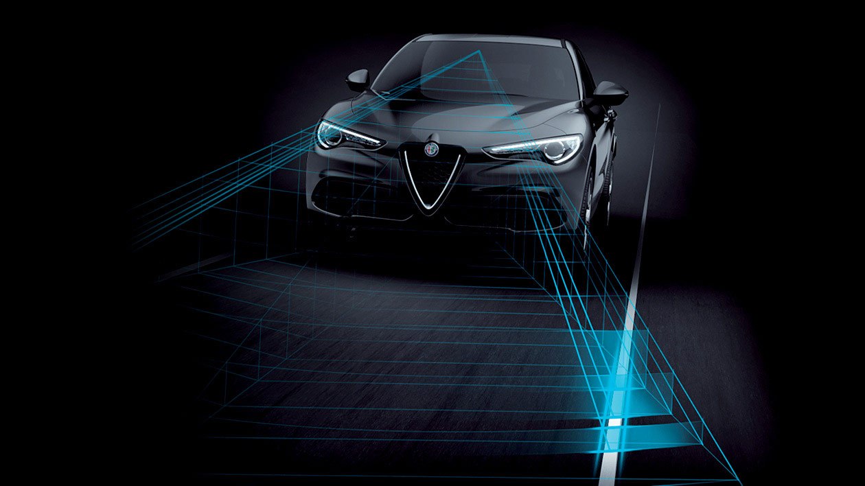 Visualisation of a Stelvio's lane keeping assist