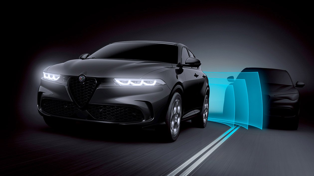 visualistaion of an Alfa Romeos blind spot monitoring