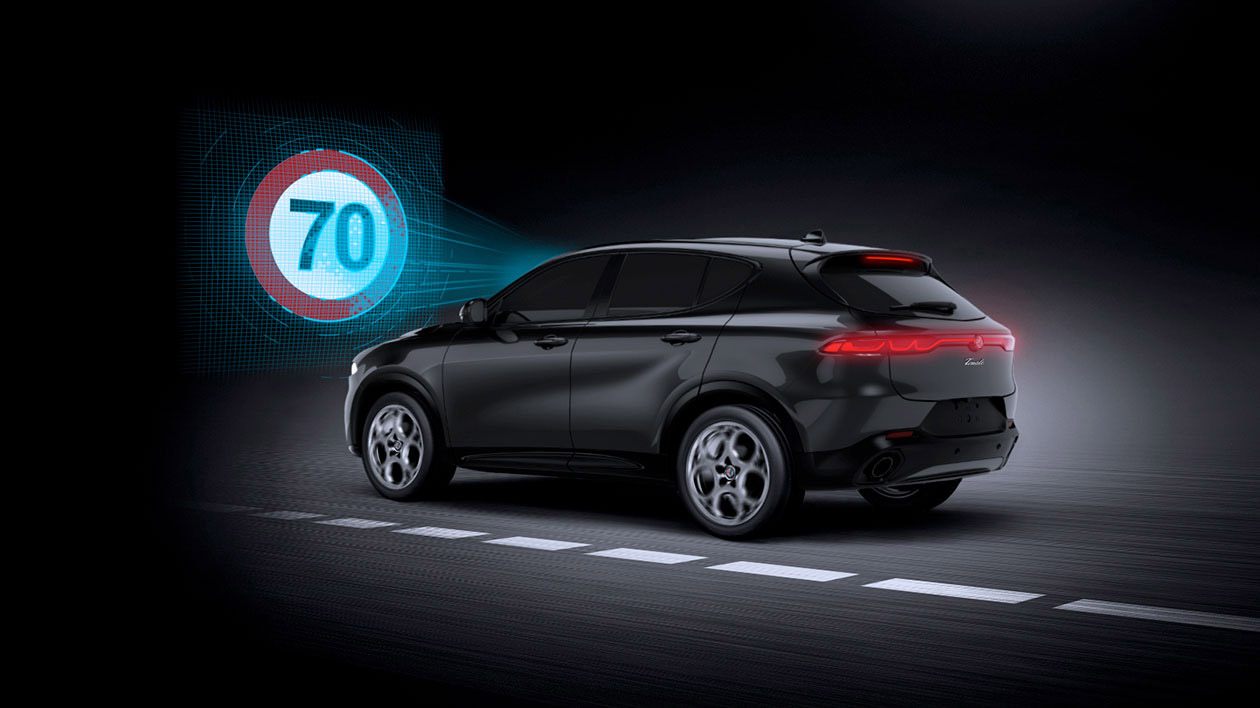 visualistaion of an Alfa Romeo recognising traffic signs